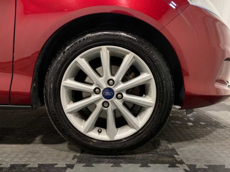 1.0T EcoBoost Titanium Navigator MPV 5dr Petrol Ma