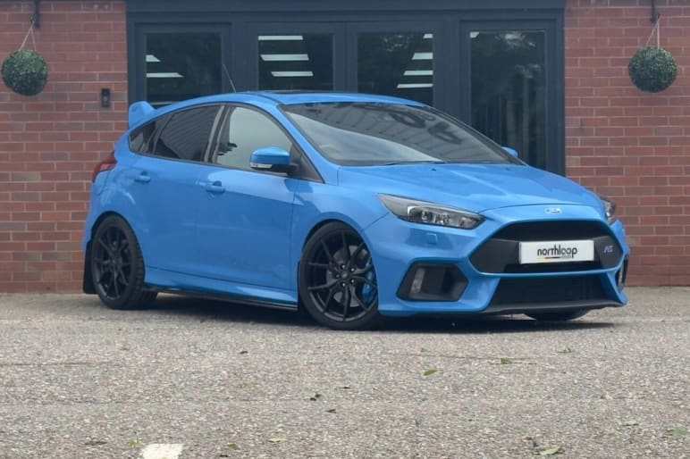 FORD FOCUS RS