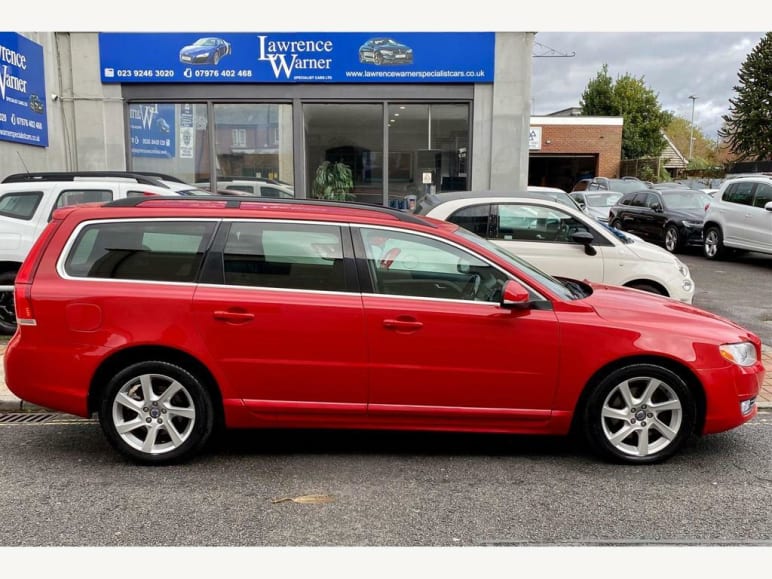 VOLVO V70