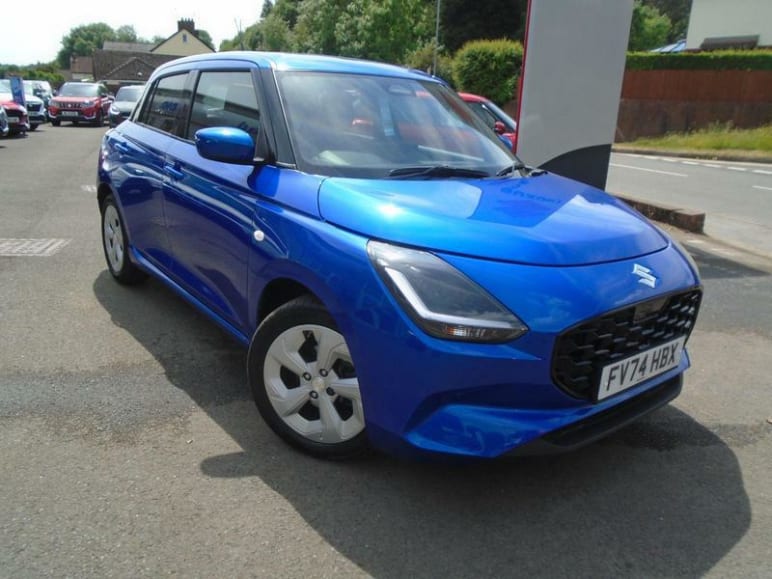 SUZUKI SWIFT