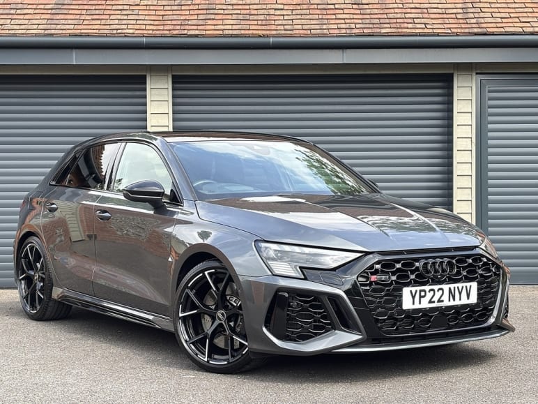 AUDI RS3