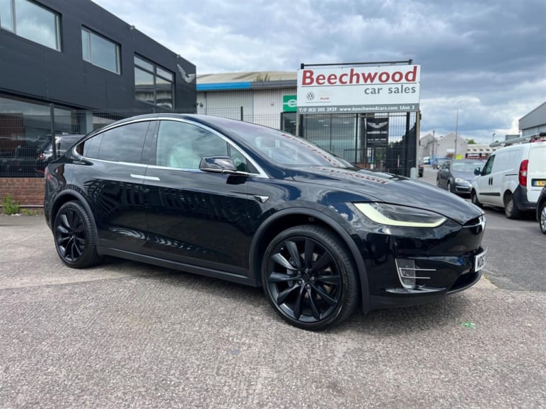 TESLA MODEL X
