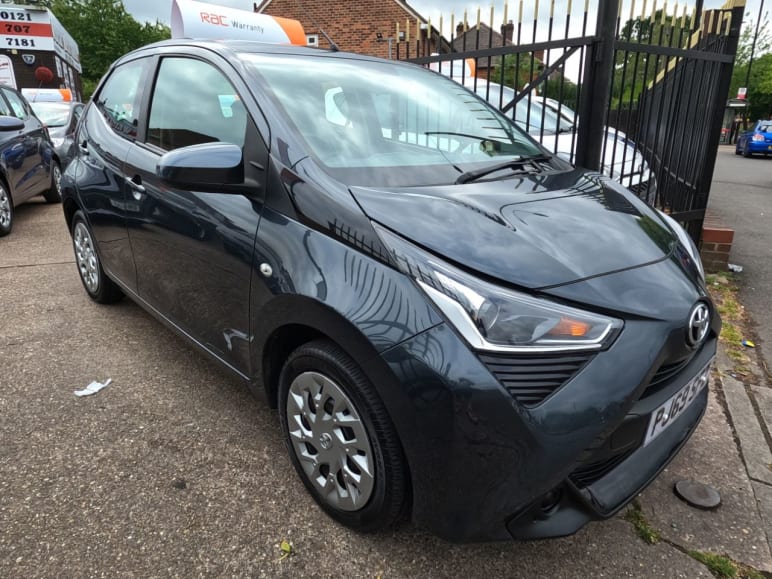 TOYOTA AYGO