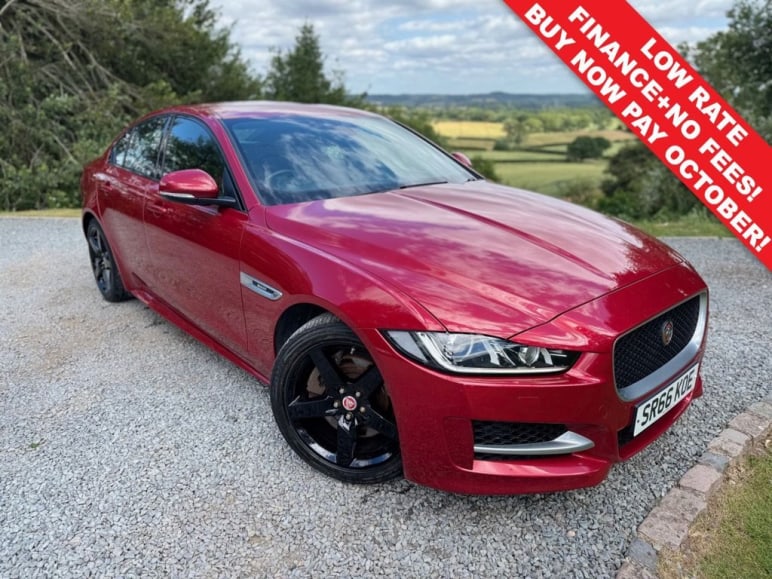 JAGUAR XE