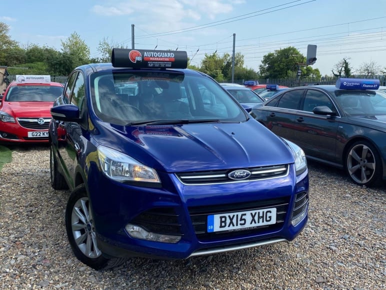 FORD KUGA
