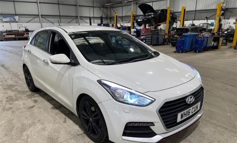 HYUNDAI I30