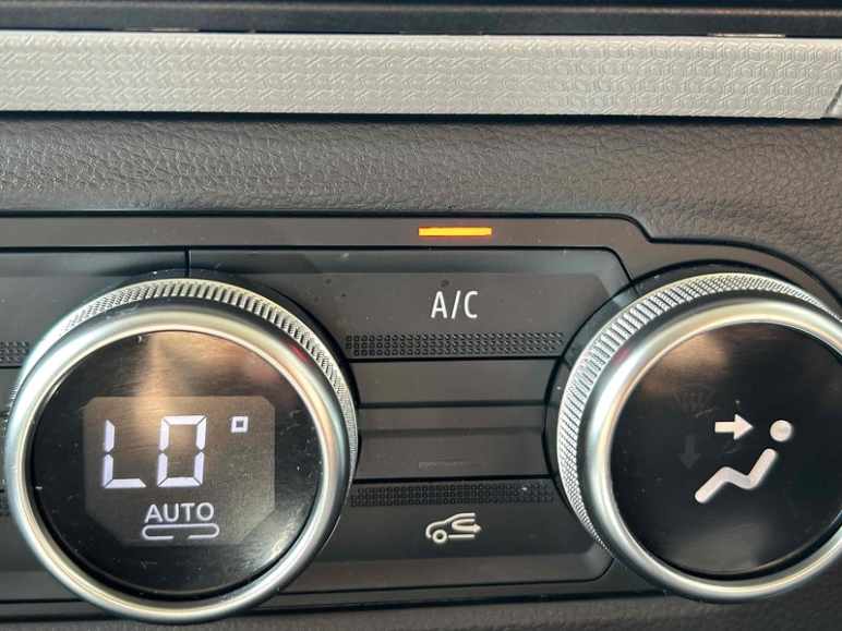 E-Tech ML19 Advance Panel Van 0.0 Automatic Electric