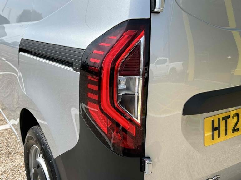 E-Tech ML19 Advance Panel Van 0.0 Automatic Electric