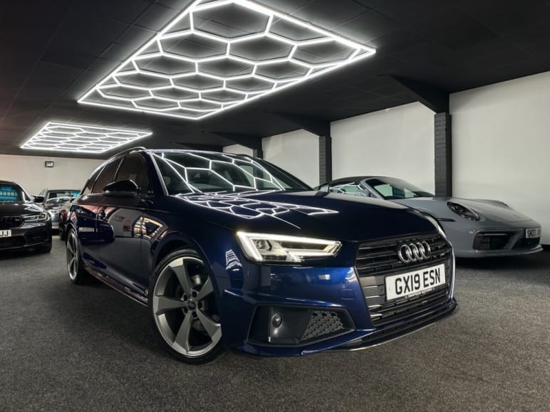 AUDI A4