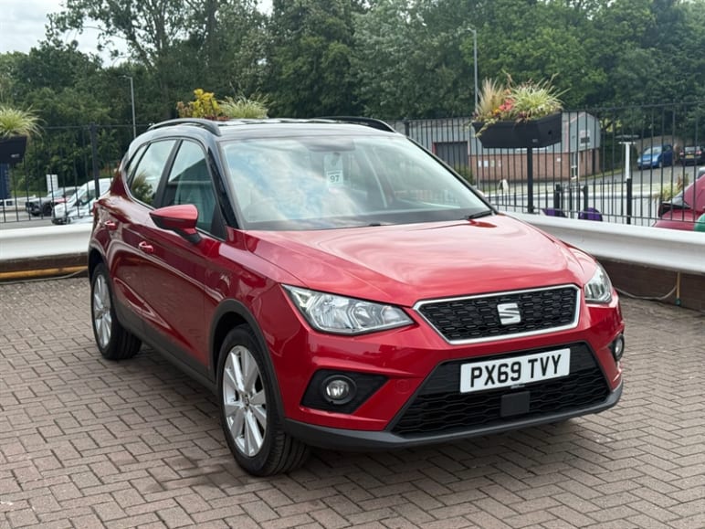 SEAT ARONA