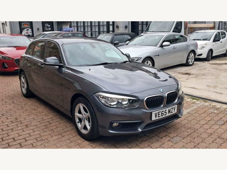 BMW 1 SERIES