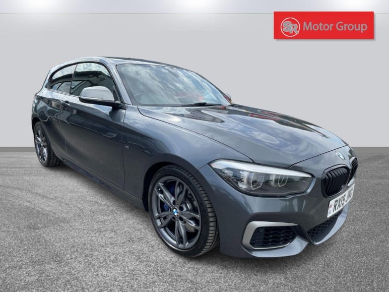 BMW 1 SERIES
