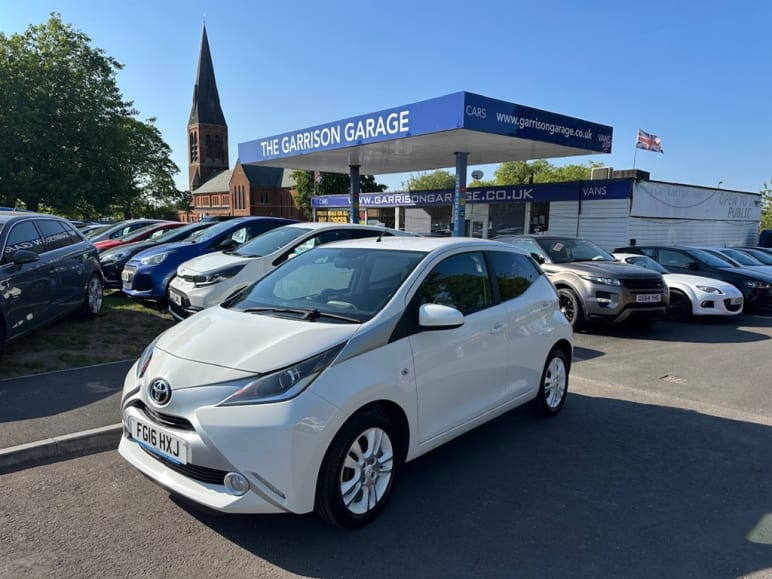TOYOTA AYGO