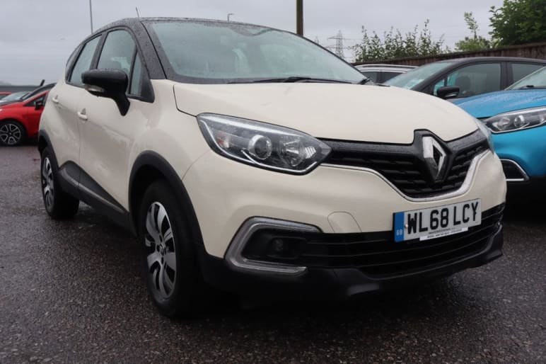 RENAULT CAPTUR