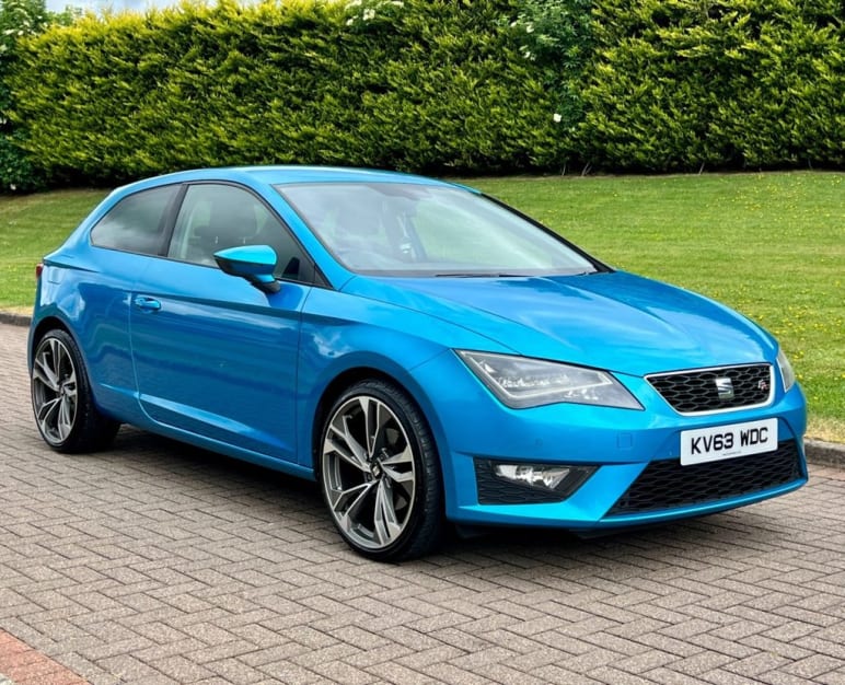 SEAT LEON