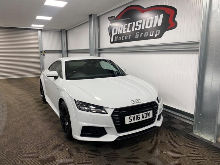 AUDI TT