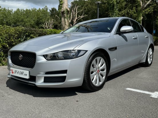JAGUAR XE