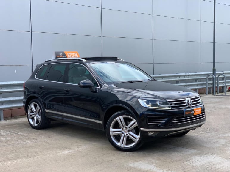 VOLKSWAGEN TOUAREG