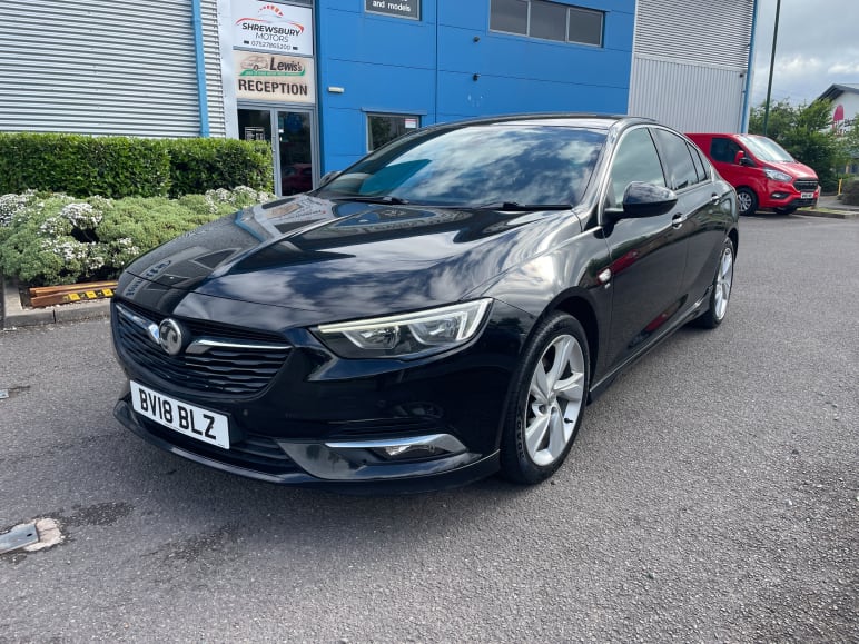 VAUXHALL INSIGNIA