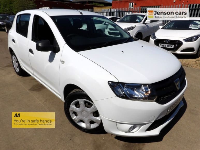 DACIA SANDERO