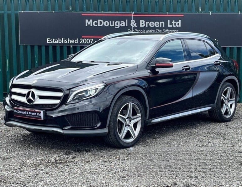 MERCEDES-BENZ GLA