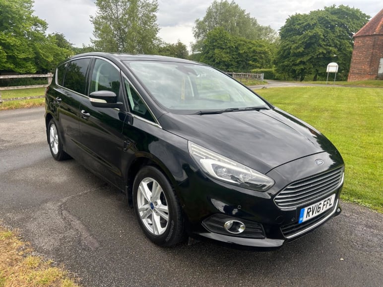 Ford S-MAX