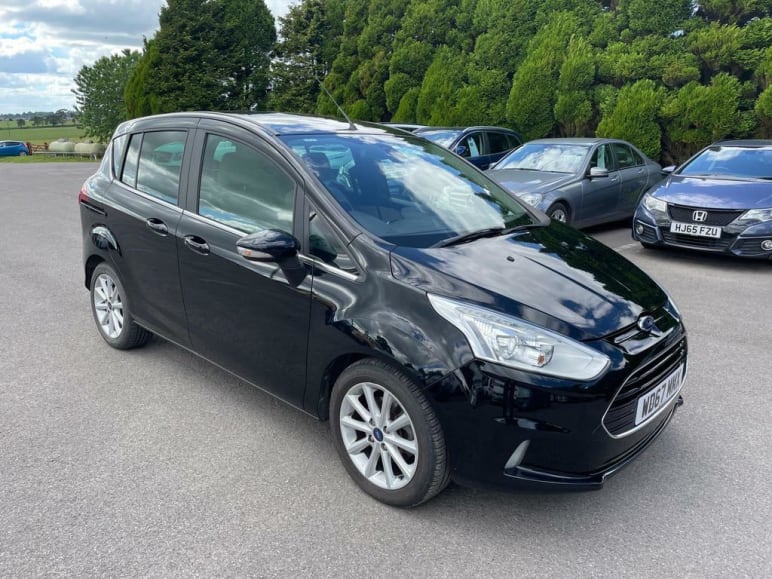 1.0T EcoBoost Titanium Navigator Euro 6