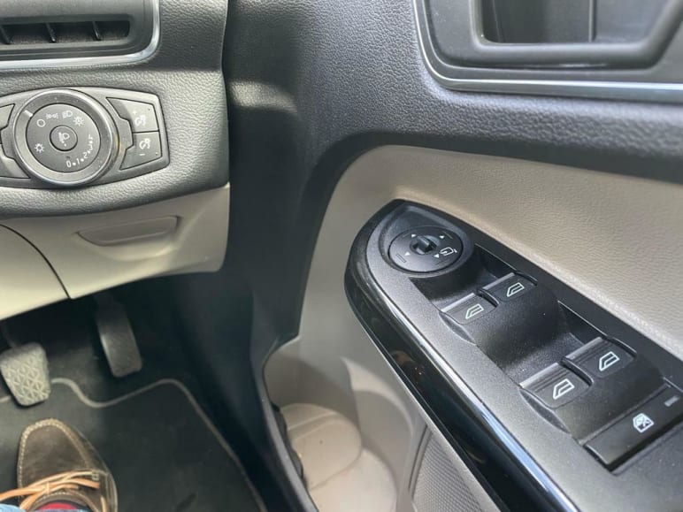 1.0T EcoBoost Titanium Navigator Euro 6