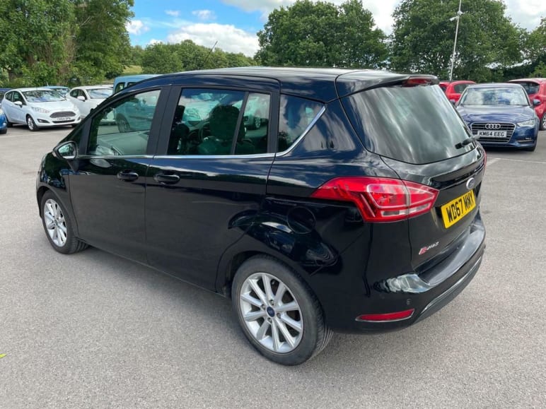 1.0T EcoBoost Titanium Navigator Euro 6