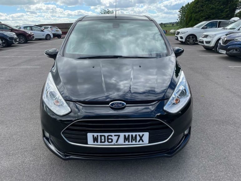 1.0T EcoBoost Titanium Navigator Euro 6