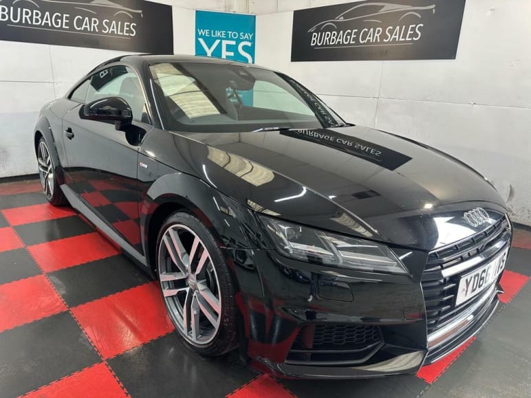 AUDI TT