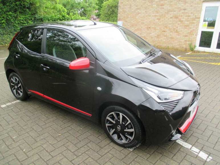 TOYOTA AYGO