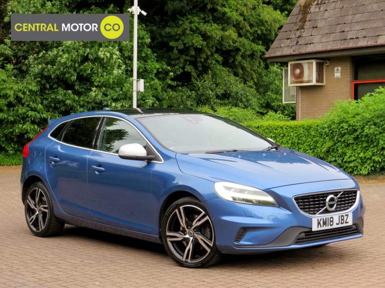 VOLVO V40