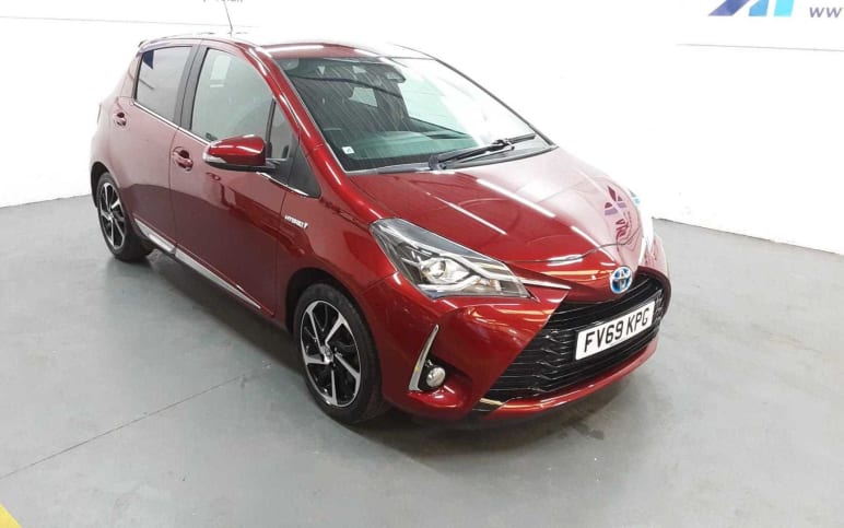 TOYOTA YARIS