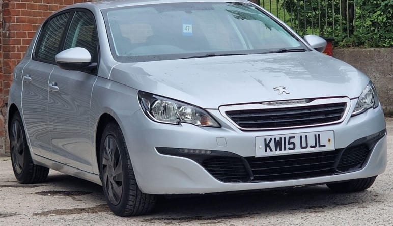 PEUGEOT 308