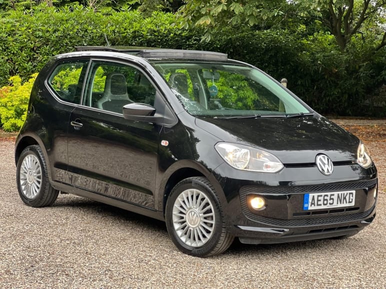 VOLKSWAGEN UP