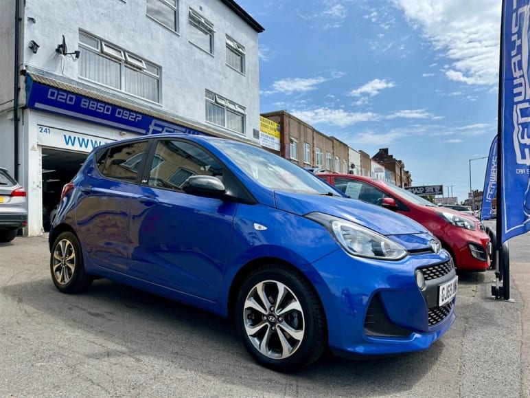 HYUNDAI I10