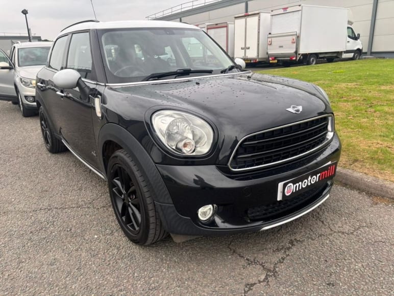 MINI COUNTRYMAN
