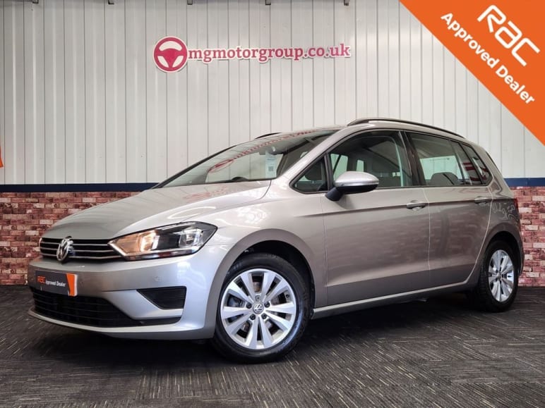 Volkswagen Golf Sv