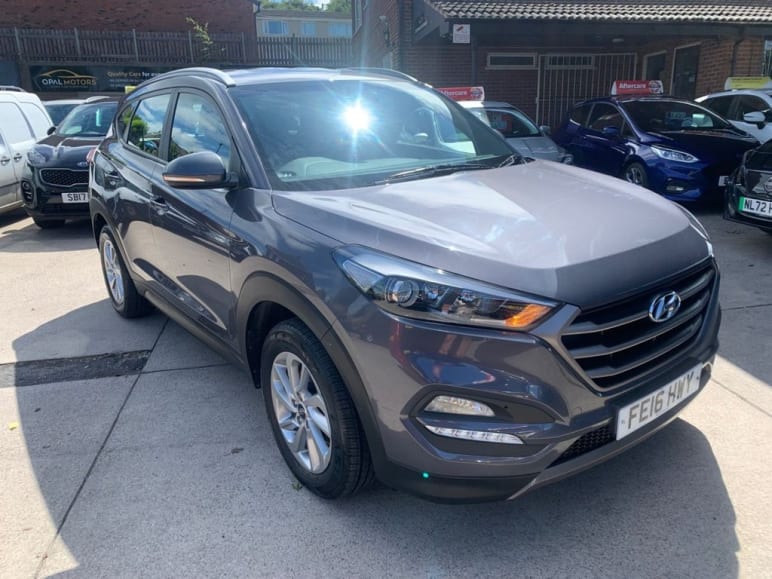 HYUNDAI TUCSON