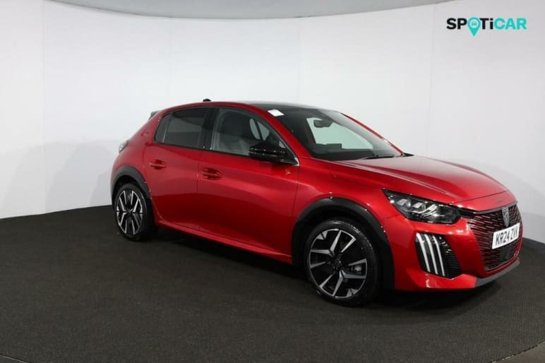 PEUGEOT 208