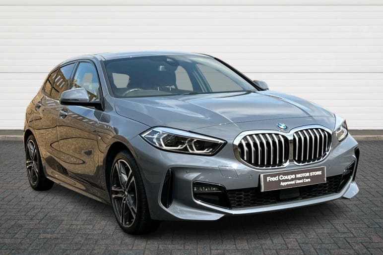 BMW 1 SERIES