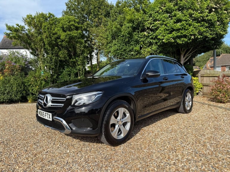 MERCEDES-BENZ GLC