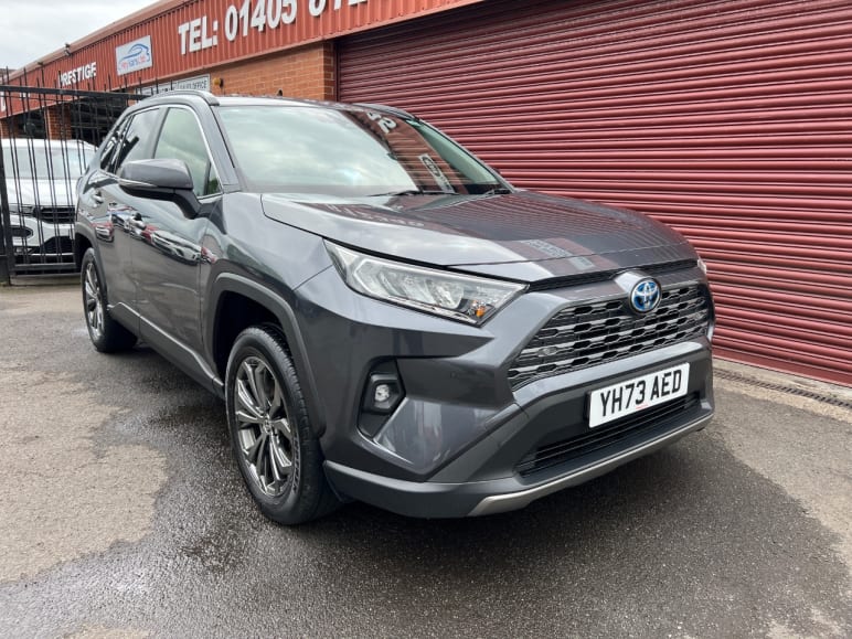 TOYOTA RAV4
