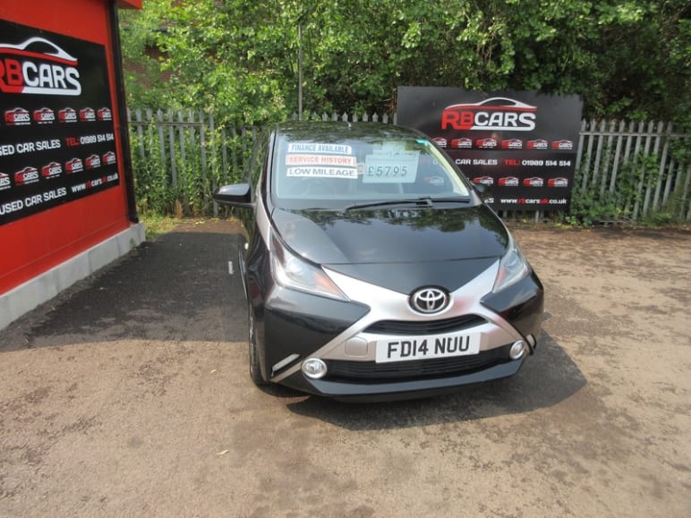 TOYOTA AYGO