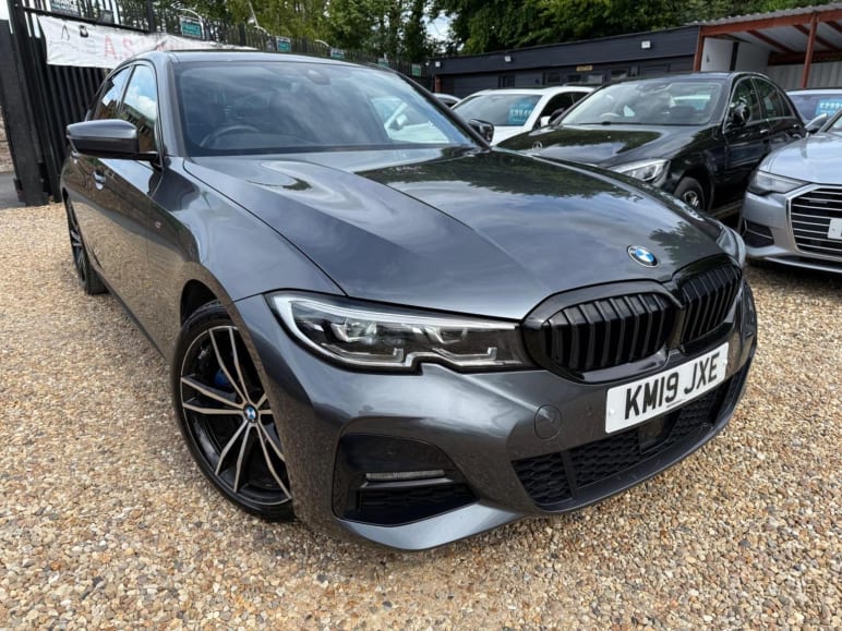 BMW 3 SERIES