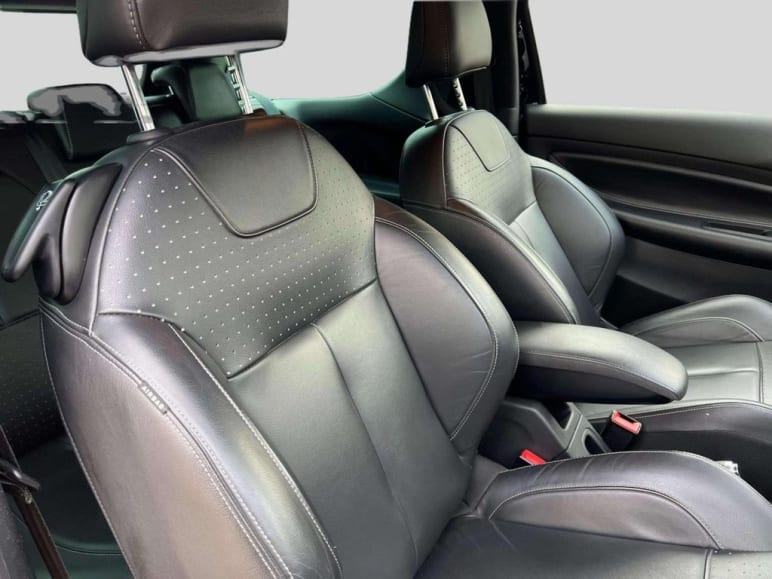 1.6 THP DSport Plus Hatchback 3dr Petrol Manual Eu