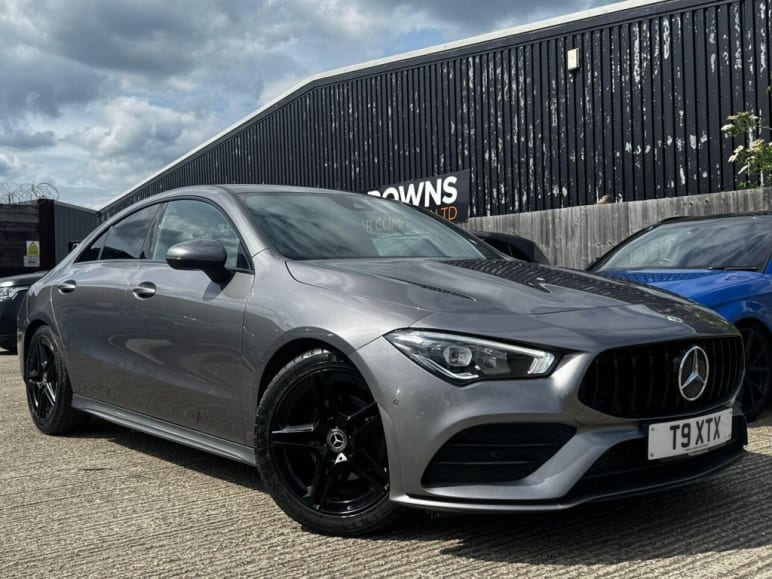 MERCEDES-BENZ Cla