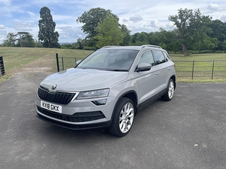SKODA KAROQ
