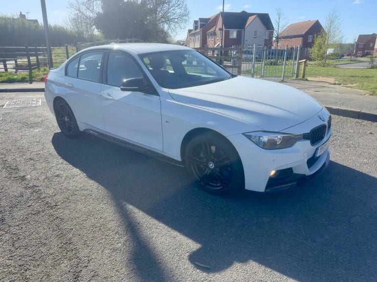 BMW 3 SERIES